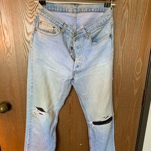 Very Faded Levi’s 501 Vintage Jeans